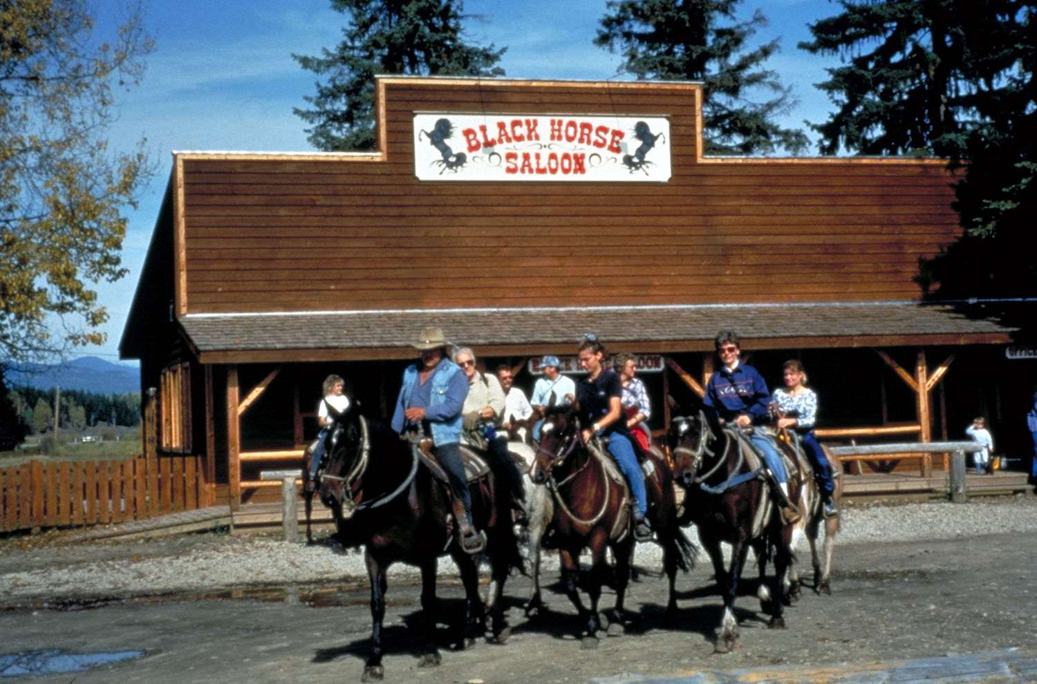 Wells Gray Guest Ranch Hotel Clearwater Exterior photo